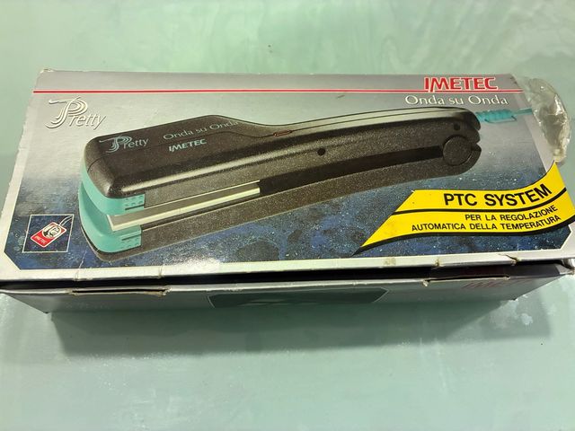Piastra per capelli Imetec Onda su Onda
