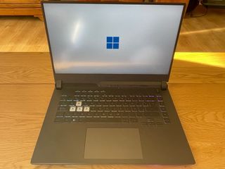 Portátil Gaming Asus ROG Strix g513IH