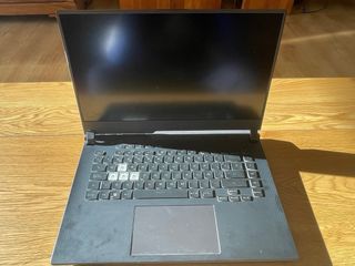 Portátil Gaming Asus ROG Strix g513IH