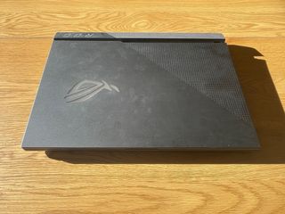 Portátil Gaming Asus ROG Strix g513IH