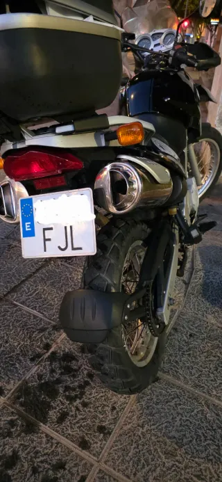 BMW F650GS Moto - Muy buen estado