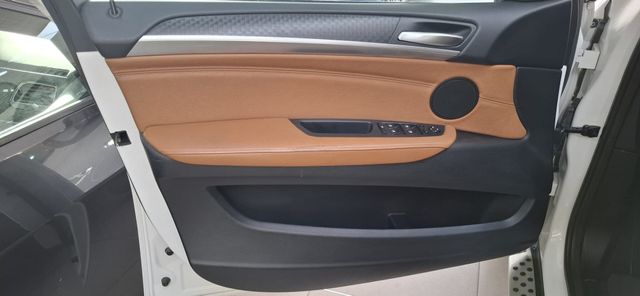 BMW X6 40D XDRIVE 2011