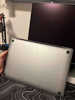 Apple MacBook Pro Plata