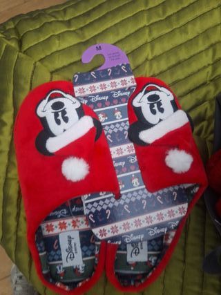 Zapatillas navideñas