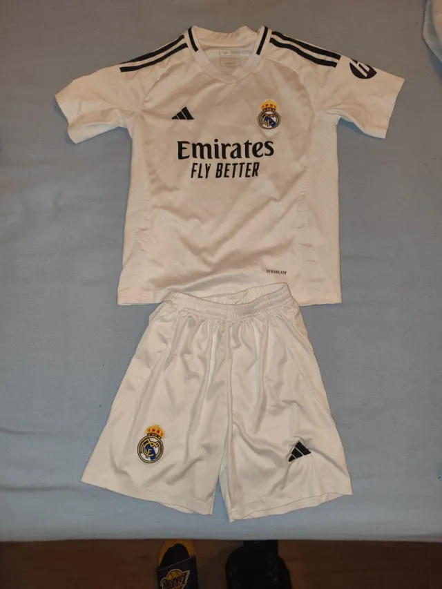 Completino Real Madrid con maglia e pantalone corto 9 Mbappe