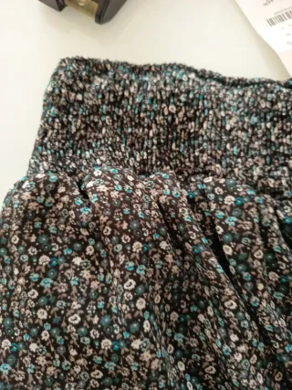 Falda Zara larga flores S/M