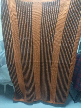 Manta artesanal lana rayas naranja y marrón
