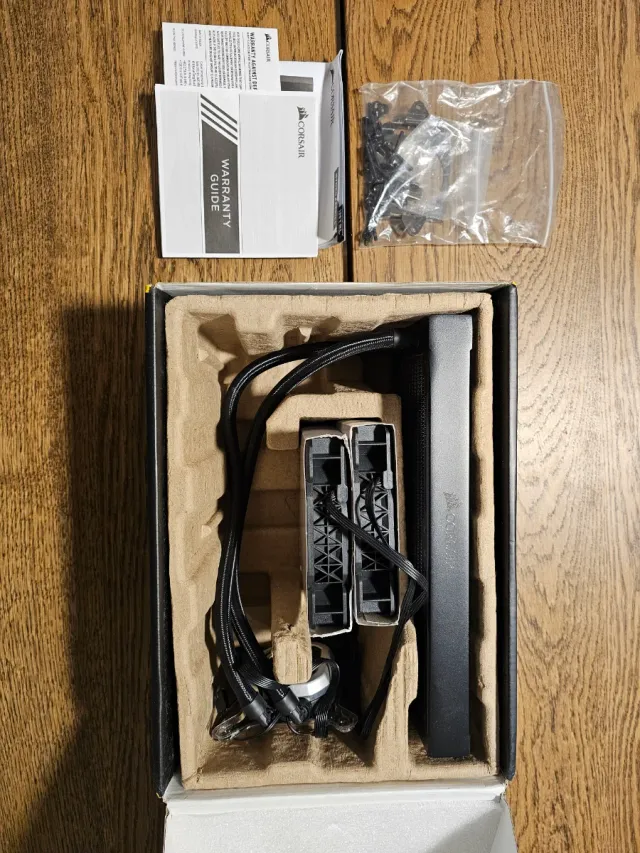 Corsair H100i PRO RGB Refrigeración Líquida