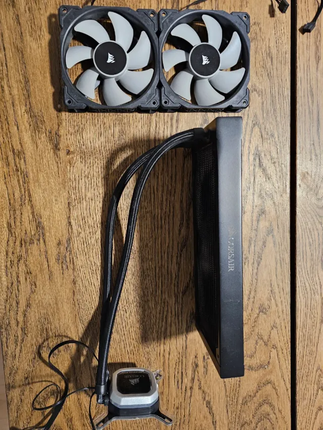 Corsair H100i PRO RGB Refrigeración Líquida