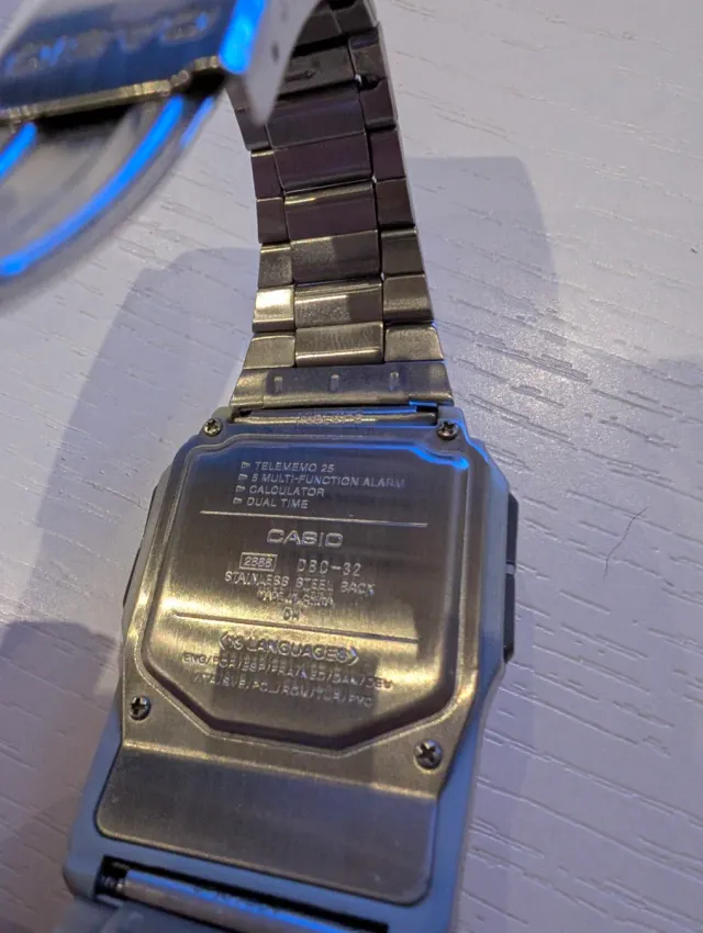 Reloj Casio Data Bank Plata Calculadora y Agenda.