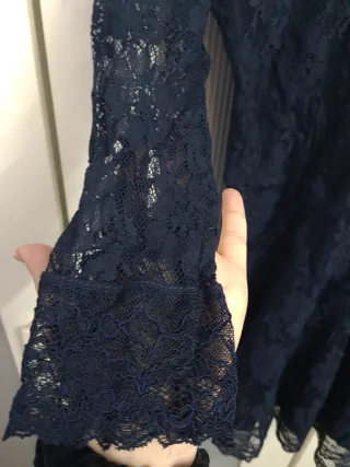 Vestido Bershka Encaje Azul Marino talla L