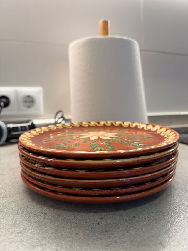 Lote 6 platos cerámica pintados a mano