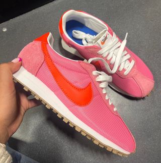 Nike Cortez Rosa y Rojo