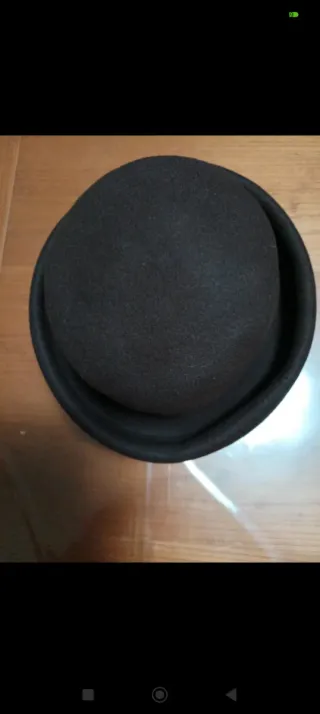 Cappello 100% lana nero