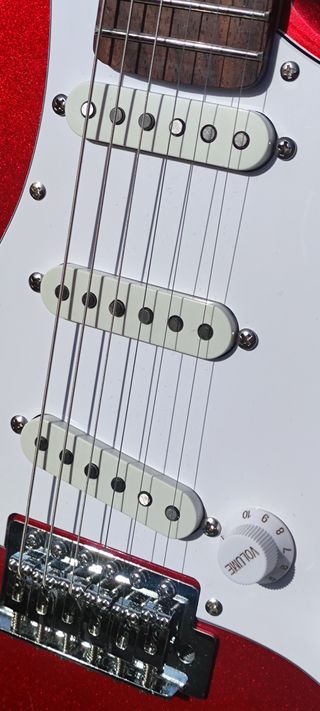 Guitarra Stratocaster Candy Apple Red.