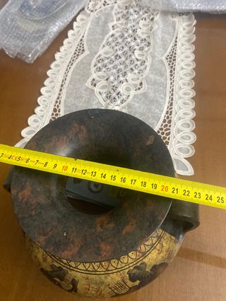 Ánfora de cerámica antigua