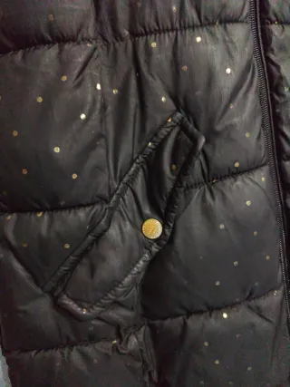 Abrigo plumífero Mango negro estrellas