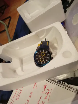 Reloj deportivo cronógrafo resistente