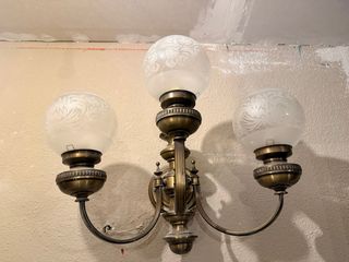 Aplique de pared 3 brazos metal dorado