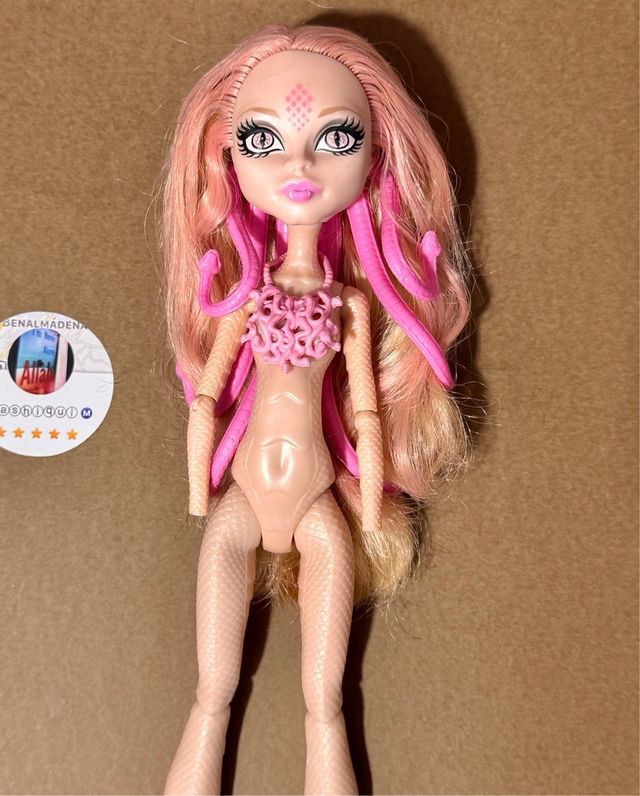 Muñeca Viperine Gorgon