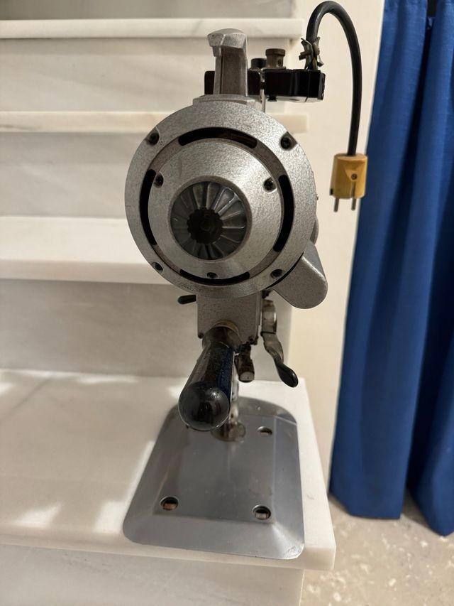 Cortadora de tela KM - Máquina de corte