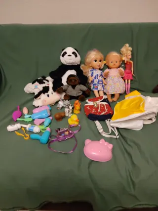 Lote Juguetes Niña: Muñecas y Peluches