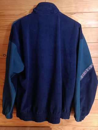 Sudadera Marca Boomerang Color Azul Verde y Blanco