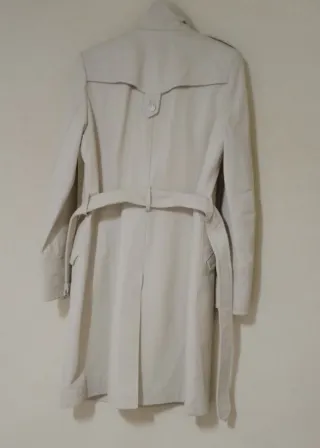 Abrigo acolchado beige claro