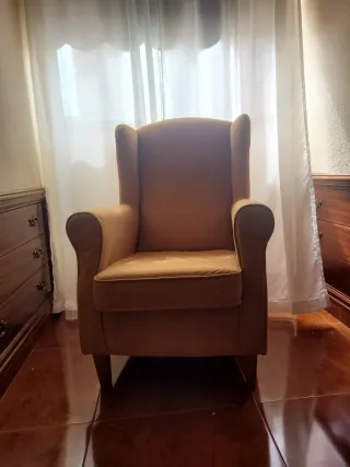 Mesa escritorio blanca y patas metálicas