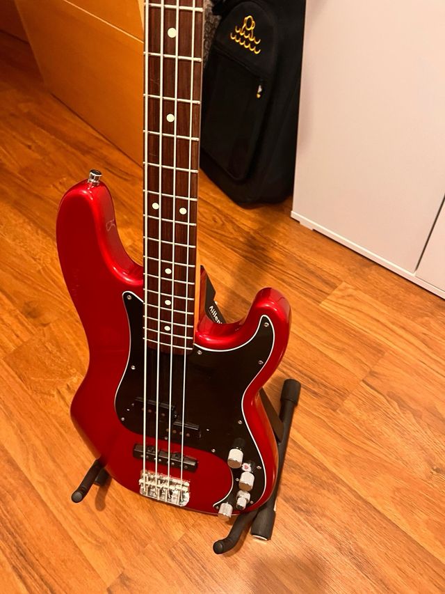 Fender Deluxe Active P Bass Special 2015