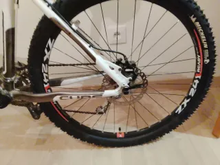 Bicicleta CUBE LTD COMP
