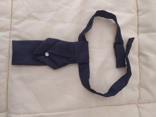 Corbatín Negro con Diamante