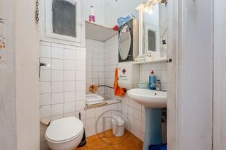 Local comercial en venta en Pubilla Cases en Hospitalet de Llobregat, L´