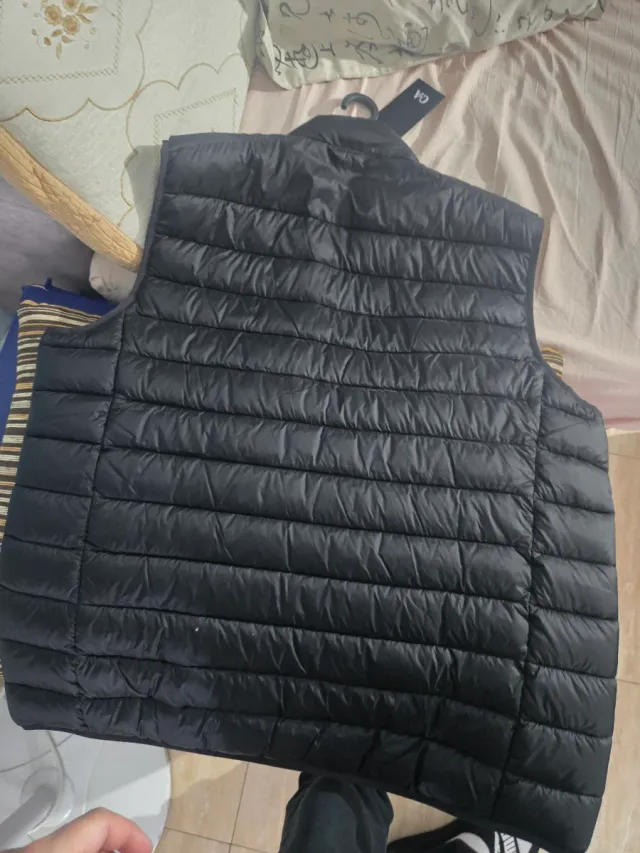 Chaleco acolchado negro hombre