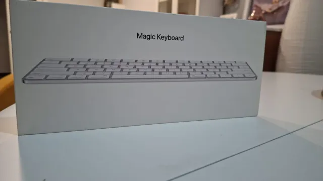 Teclado Magic Keyboard Apple Plata