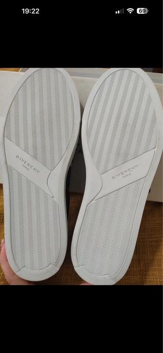 Sneakers Givenchy Nere e Bianche