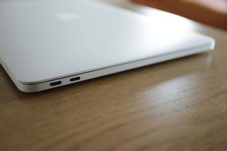 MacBook Pro 13 2017 i5 8GB 256GB Revisión Batería