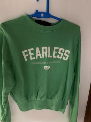 Sudadera verde FEARLESS
