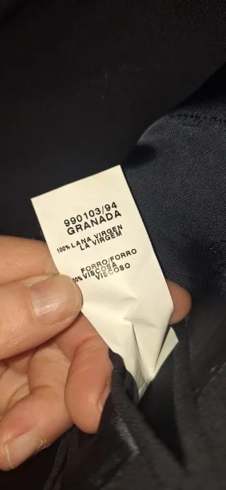 Traje de hombre azul marino