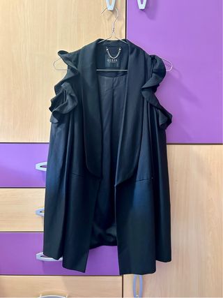Blazer Guess hombros descubiertos negro