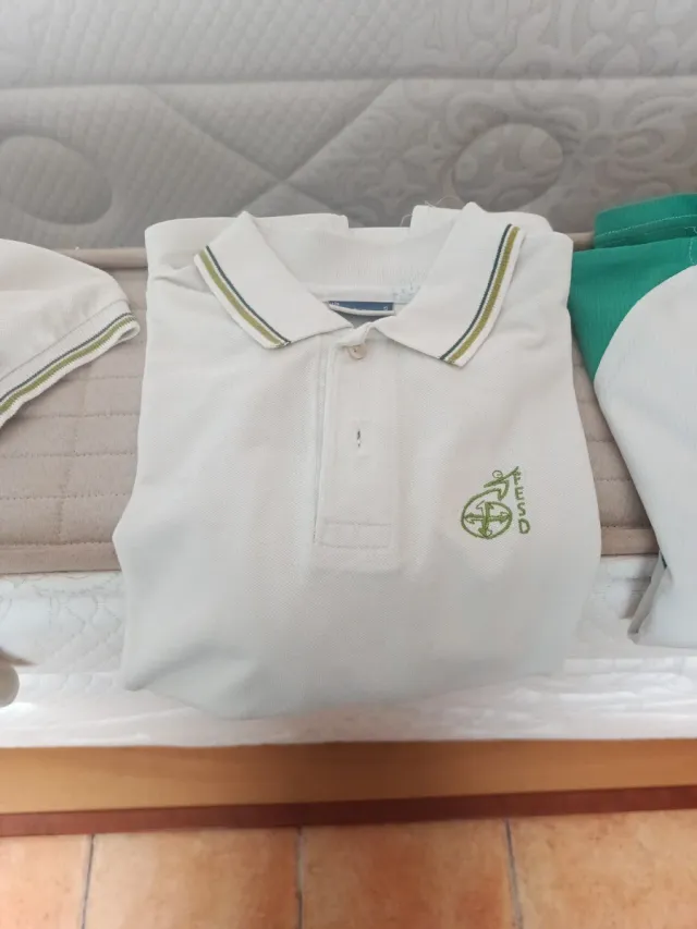 Chándal uniforme escolar talla 12