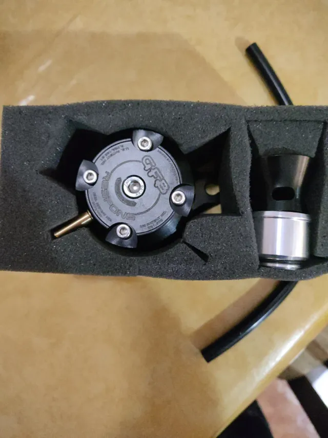 Valvola Blow Off GFB T9006 Respons Nissan