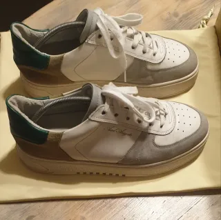 Sneakers Alex Arigato bianche e verdi