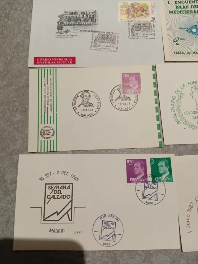 Lotto di 20 buste e cartoline filateliche