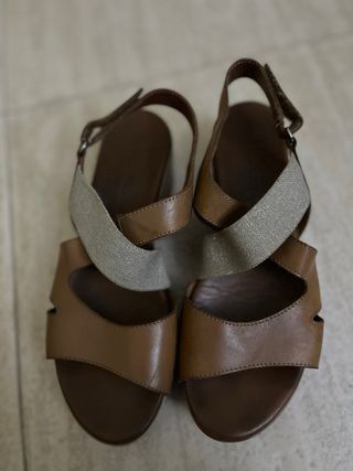 Sandalias Paula Urban Marrones