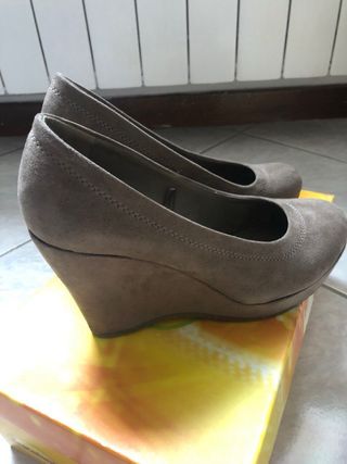 Scarpe Graceland scamosciate con zeppa