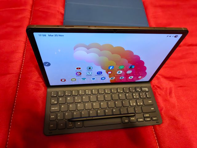 Samsung Tab S9 Wifi 256GB + S Pen + Cover Tastiera
