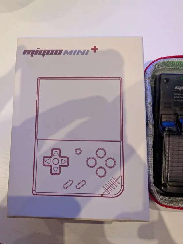 Miyoo Mini Plus Negra