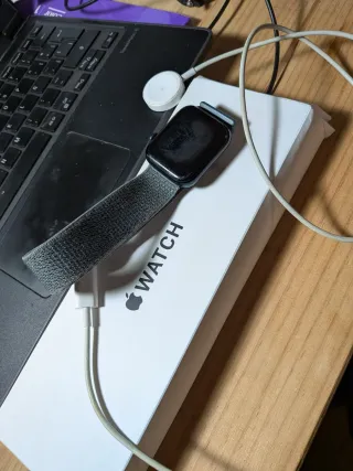 Apple Watch SE GPS+Cellular 44mm