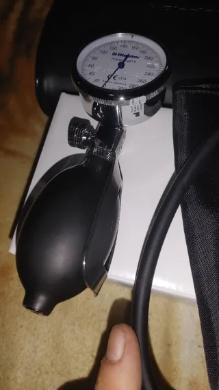 Tensiómetro Aneroide Riester Minimus II